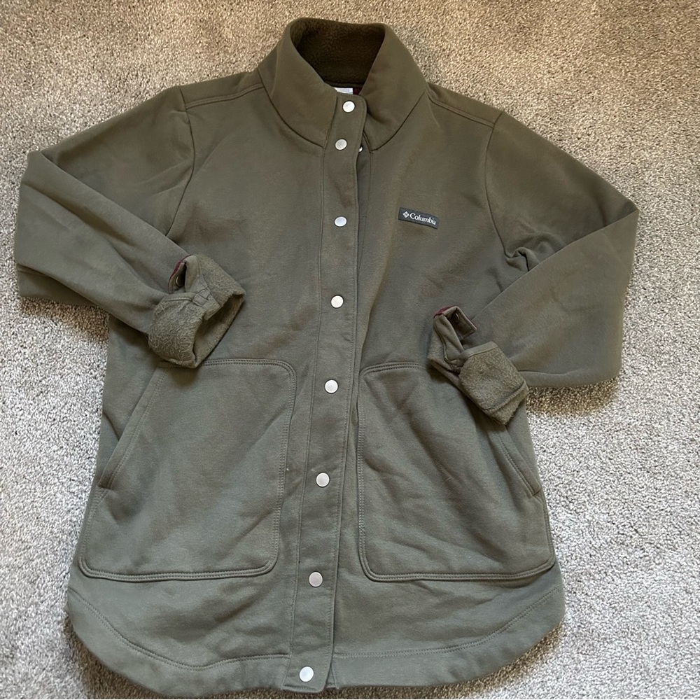 columbia women’s fleece button down jacket - size XL
